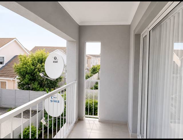 2 BEDROOM APARTMENT FOR SALE IN PARKLANDS